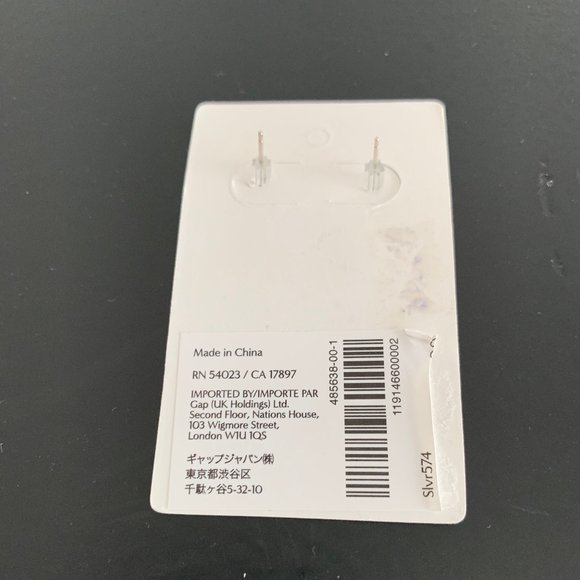 NWT Banana Republic Arrow Diamond Silver Earrings - Picture 4 of 4